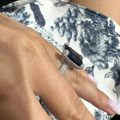 Ring with 16.70 ct Quartz and 1.87 ct Diamonds