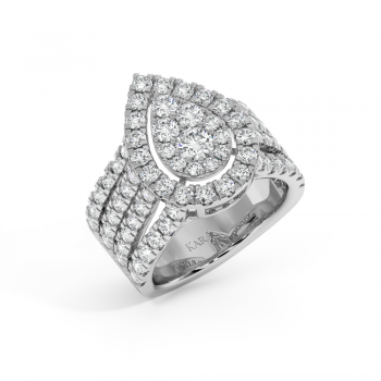 Ring with 0.22ct Center Diamond and 2.06ct Side Diamonds