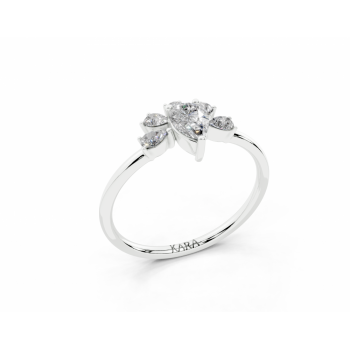 Ring with central 0.31ct Pear Cut diamond and side 0.28ct Pear Cut diamonds