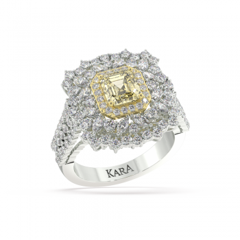 Ring with 1.04 ct Fancy Diamond and 1.30 ct Mix Diamonds