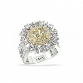 Ring with 0.93 ct Fancy Diamond and 2.13 ct Mix Diamonds