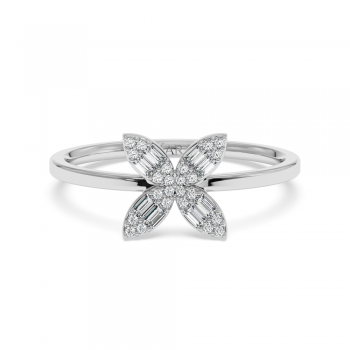 Ring with 0.09 ct Baget Diamonds and 0.04 ct round diamonds
