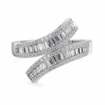 Ring with 0.56 ct Baget Diamonds and 0.21 ct round diamonds