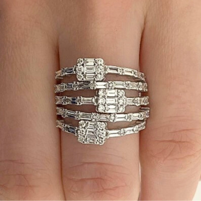 Ring with Baget Diamonds 1.51 ct round diamonds 0.35 ct