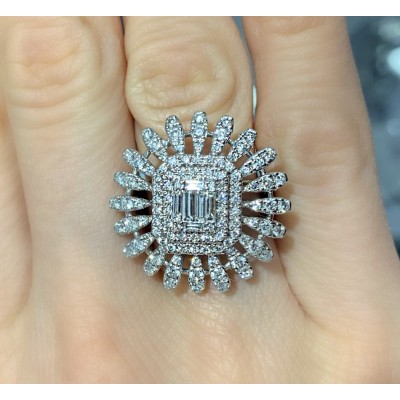 Ring with 0.26 ct Baget Diamonds and 1.62 ct round diamonds