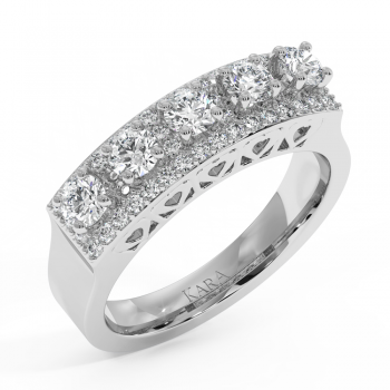 Ring with 0.50 ct center diamonds and 0.31 ct side diamonds