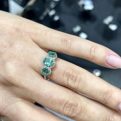 Ring with Diamonds 0.26 ct and Emerald 1.38 ct