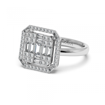 Ring with 0.30 ct Round Diamonds and 0.28 ct Baget Diamonds