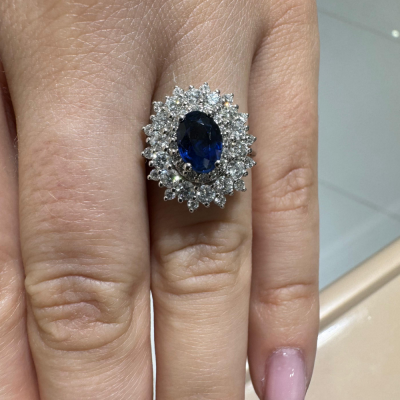 Ring with 1.16 ct Diamonds and 1.36 ct Sapphire