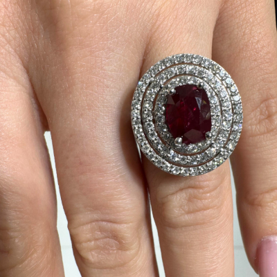 Ring with 1.23 ct. Diamonds and 2.25 ct. Ruby