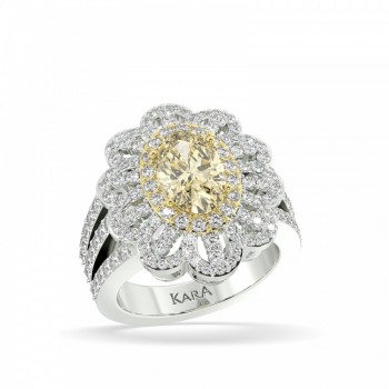 Ring with 1.53ct Fancy Diamonds and 1.19ct Round Diamonds