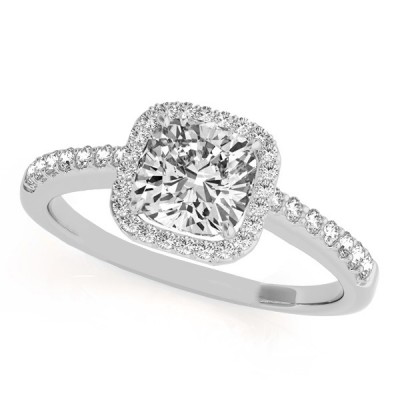 Ring with 0.50 ct central diamond and 0.25 ct side diamonds