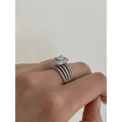 Ring with Baget Diamonds 0.22 ct round diamonds 1.13 ct