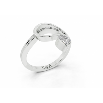 Ring with 0.06ct Marquise Cut diamond, 0.03ct Princess Cut diamond and a 0.06ct Pear Cut diamond