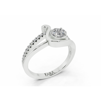 Ring with 0.10ct Marquise Cut diamonds, 0.05ct Princess Cut diamonds and 0.12ct round diamonds