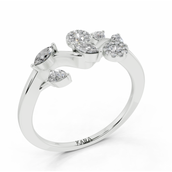 Ring with 0.11 ct Marquise Cut diamonds, 0.10 ct Pear Cut diamonds and 0.11 ct round diamonds