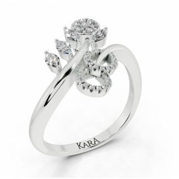 Ring with 0.15 ct Marquise Cut diamonds and 0.102 ct round diamonds