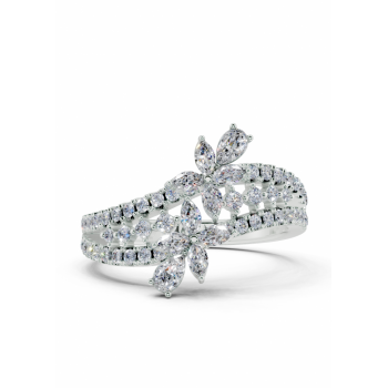 Ring with 0.18ct Marquise Cut diamonds, 0.10ct Pear Cut diamonds and 0.36ct round diamonds