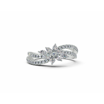 Ring with 0.19ct Marquise Cut diamonds and 0.28ct round diamonds