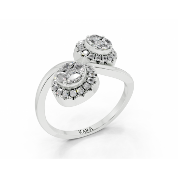 Ring with 0.20ct Marquise Cut diamonds, 0.10ct Princess Cut diamonds and 0.21ct round diamonds