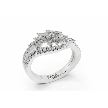 Ring with 0.36ct Marquise Cut diamonds and 0.31ct round diamonds