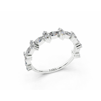 Ring with 0.37ct Marquise Cut diamonds and 0.22ct round diamonds