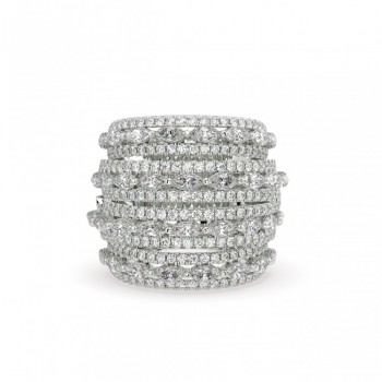 Ring with 2.50 ct Marquise Cut diamonds and 1.55 ct round diamonds