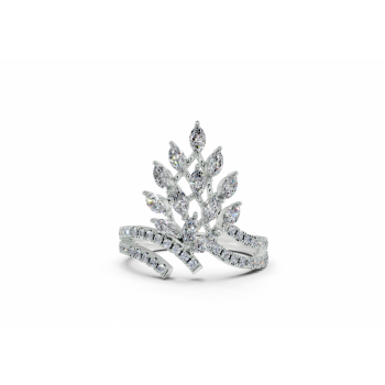 Ring with 0.48ct Marquise diamonds and 0.25ct round diamonds