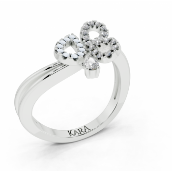 Ring with Pear Cut diamonds of 0.05 ct and round diamonds of 0.11 ct