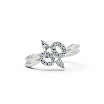 Ring with Pear Cut diamonds of 0.10 ct and round diamonds of 0.08 ct