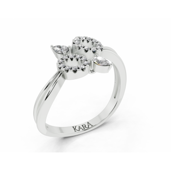 Ring with Pear Cut diamonds of 0.10 ct and round diamonds of 0.08 ct