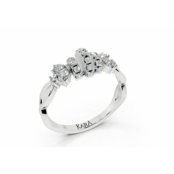 Ring with 0.16ct Pear Cut diamonds and 0.17ct round diamonds