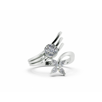 Ring with Pear Cut diamonds of 0.20ct, Marquise Cut diamonds of 0.10ct and Princess Cut diamonds of 0.04ct