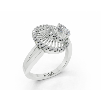Ring with Pear Cut diamonds of 0.24 ct and round diamonds of 0.17 ct