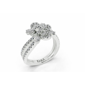 Ring with 0.25ct Pear Cut diamonds and 0.39ct round diamonds