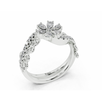 Ring with 0.31ct Pear Cut diamonds and 0.18ct round diamonds