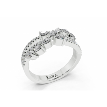 Ring with 0.47ct Pear Cut diamonds and 0.16ct round diamonds