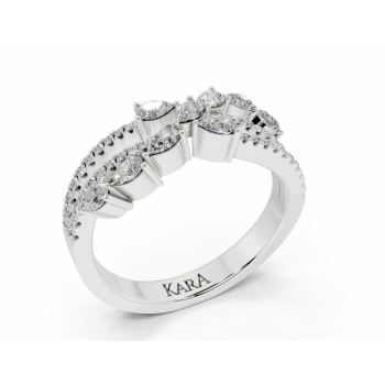 Ring with 0.47ct Pear Cut diamonds and 0.16ct round diamonds