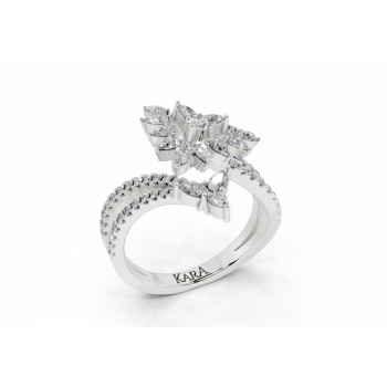 Pear Cut diamond ring with 0.92ct Pear Cut diamonds and 0.23ct round diamonds