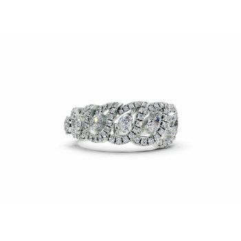 Ring with 0.37 ct Pear diamonds and 0.32 ct Round diamonds