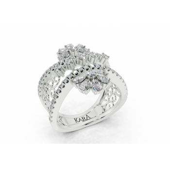 Ring with 0.52 ct Pear diamonds and 0.49 ct Round diamonds