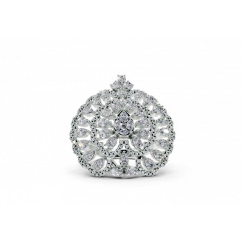 Ring with Pear diamonds of 1.72 ct, Princess diamonds of 0.03 ct, Marquise diamonds of 0.07 ct and Round diamonds of 0.28 ct