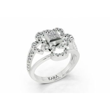 Princess Cut diamond ring with 0.16ct diamonds and 0.33ct round diamonds