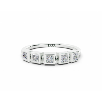 0.25ct Princess Cut diamond ring