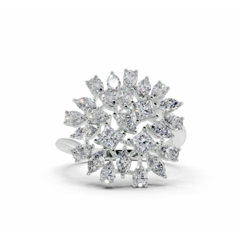 Ring with Princess Cut diamonds of 0.35ct, Pear Cut diamonds of 0.70ct and Marquise Cut diamonds of 0.34ct