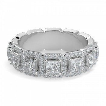 Ring with 1.70 ct Princess Diamonds and 1.11 ct round diamonds