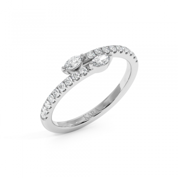 Ring with round diamonds of 0.21ct and Marquise Cut diamonds of 0.10ct