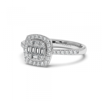 Ring with 0.30 ct Round Diamonds and 0.30 ct Baget Diamonds