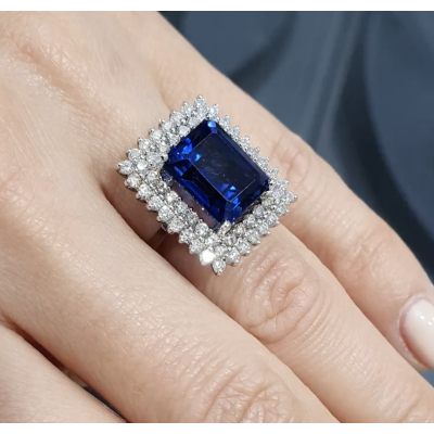 Ring with 1.03 ct. Diamonds and 7.03 ct. Blue Quartz
