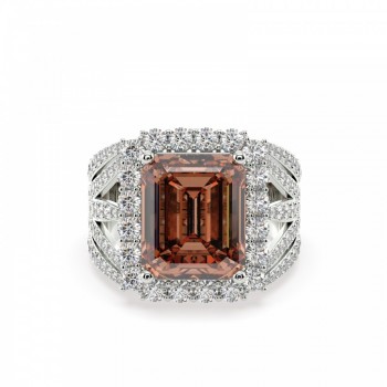 Ring with 6.93 ct center Morganite and 1.77 ct diamonds